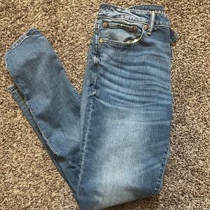 American Eagle Men’s AirFlex+ Skinny Jeans